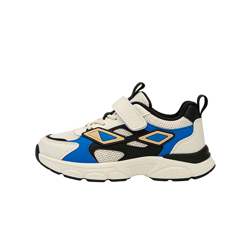 sporty-comfortable-stylish-boys-sneakers