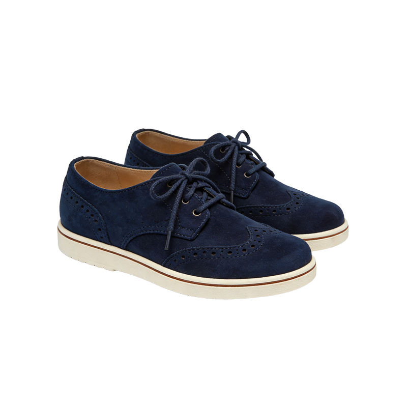 classic-low-top-lace-up-boys-brogues