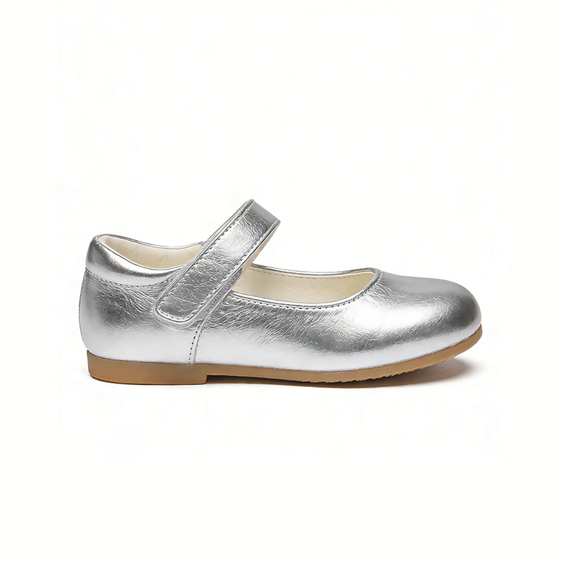 girls-metallic-texture-simple-shiny-kids-shoes